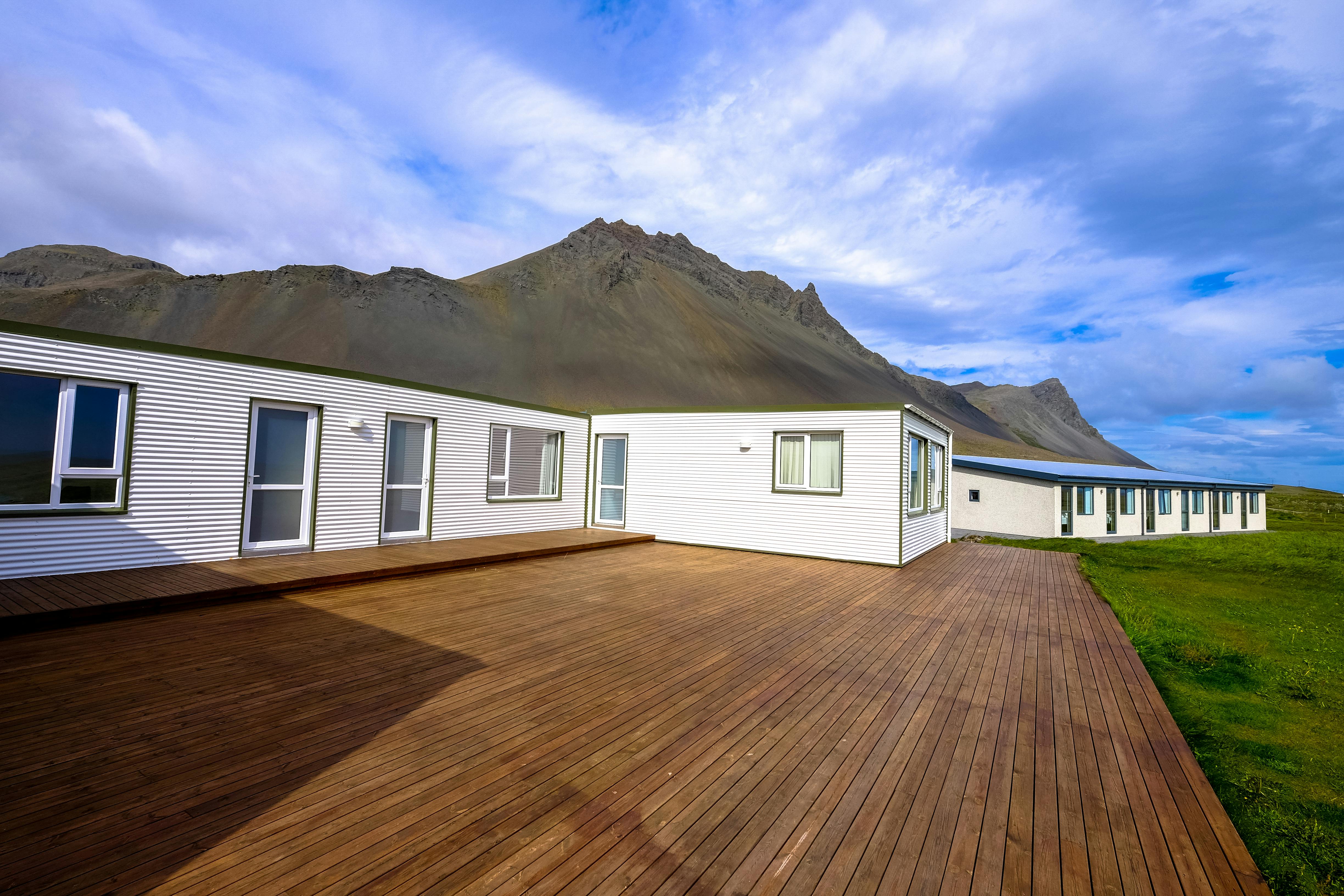 Props for Roof Decking