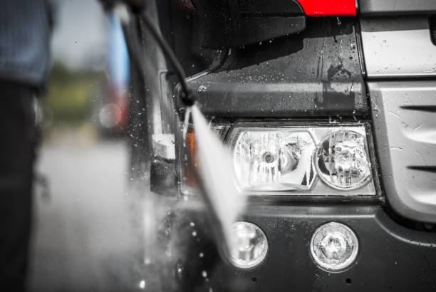 Truck Washing & Scaling